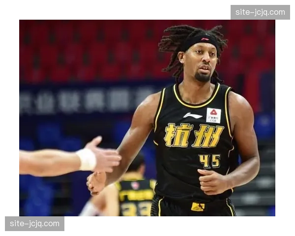 广州龙狮外线三分命中率32.8% 制约进攻效率